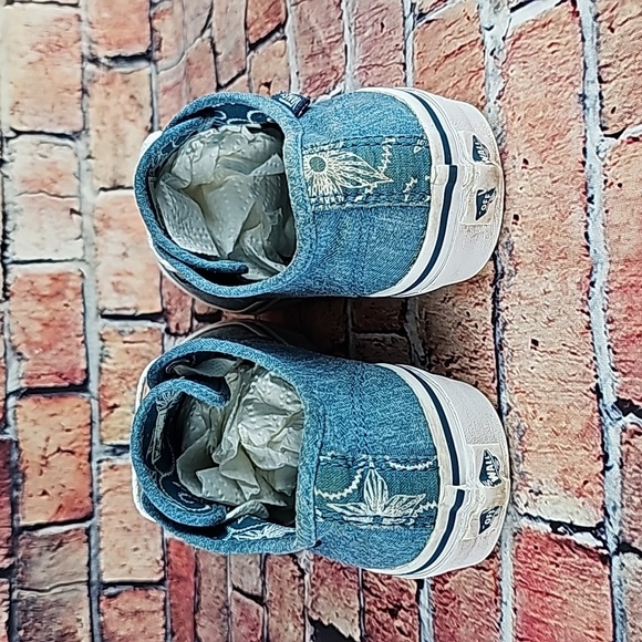 VANS LOWTOP SHOES, WOMEN'S SIZE 6 GUC - Picture 8 of 11